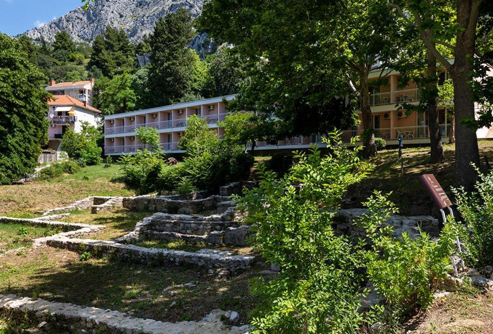 Tourist Settlement Brzet Omiš Exterior foto