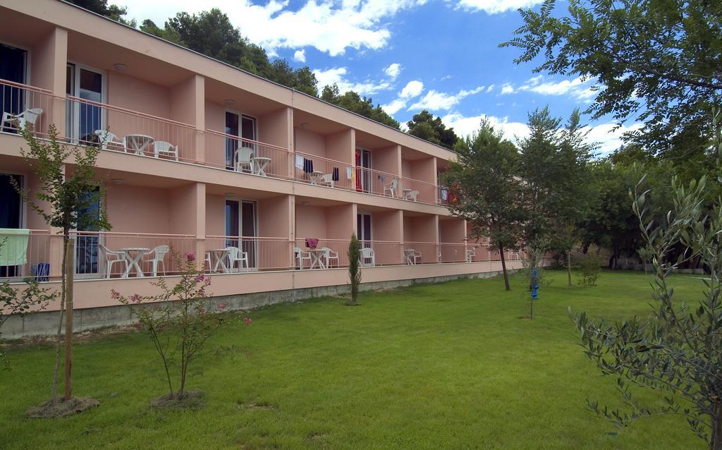 Tourist Settlement Brzet Omiš Exterior foto