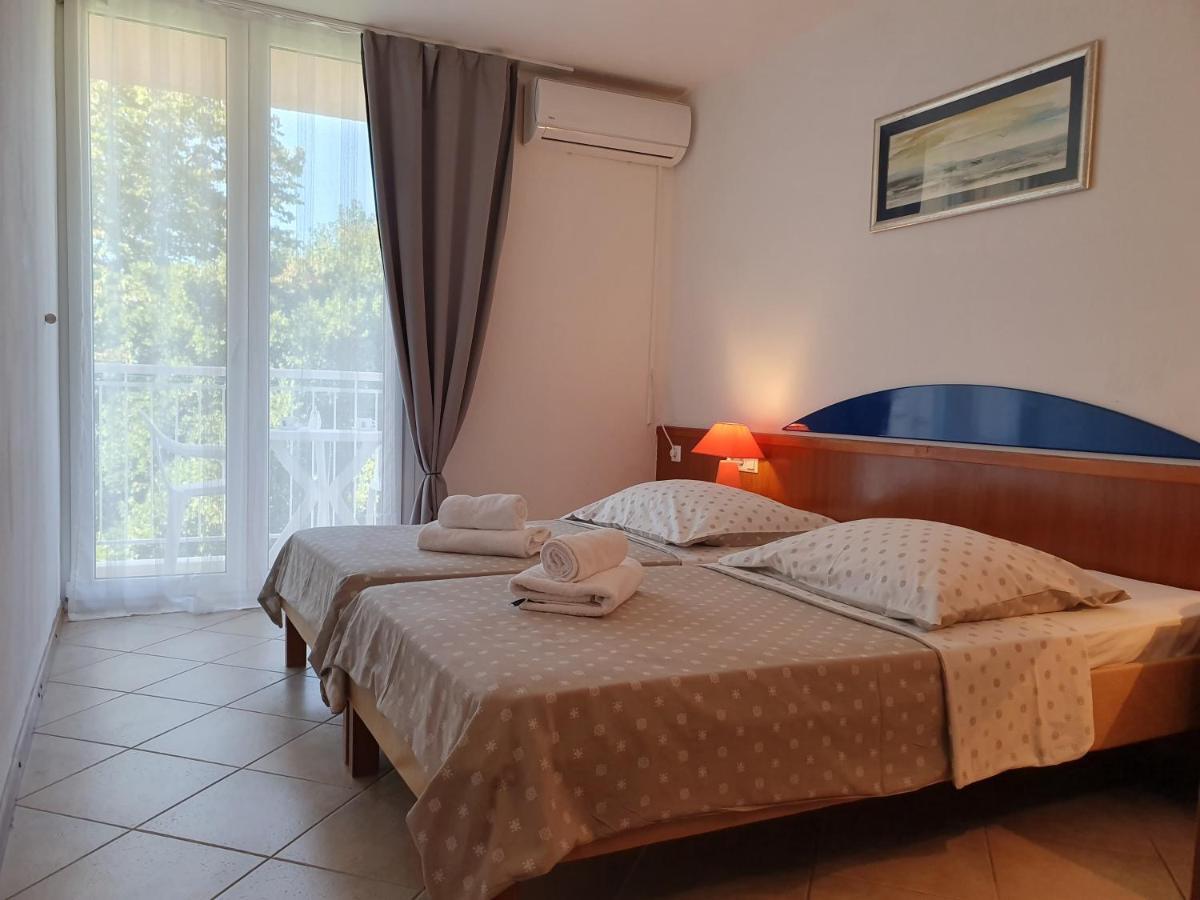 Tourist Settlement Brzet Omiš Exterior foto