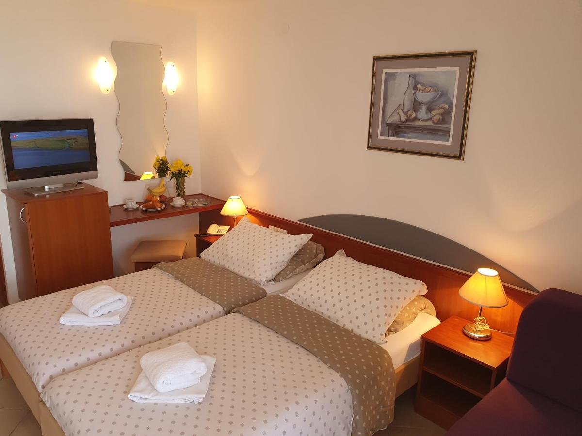 Tourist Settlement Brzet Omiš Exterior foto